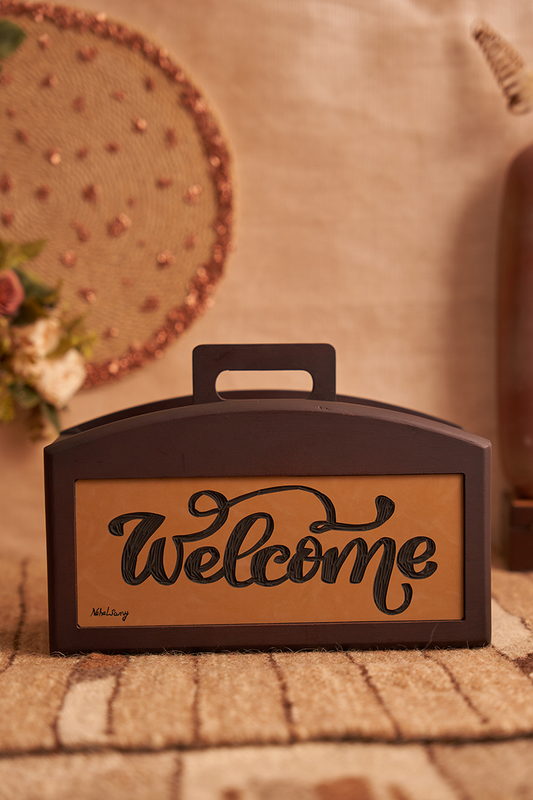 Wooden Holder (Welcome)